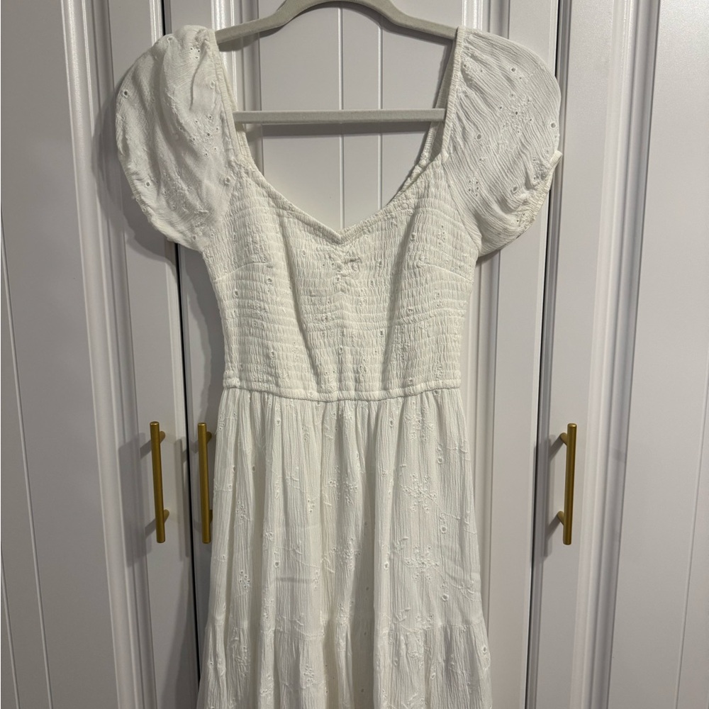 White Puff Sleeve Eyelet Dress - Hollister (Size XS)